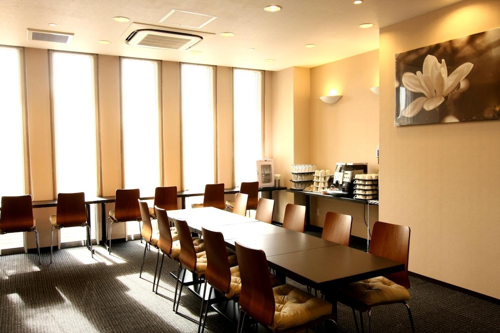 Hotel Crown Hills Kimitsu 36/41