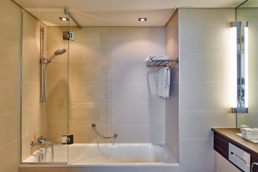 H4 Hotel Solothurn 23/73