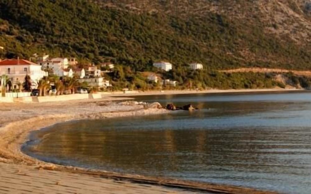 Filoxenia Hotel Apartments 35/41