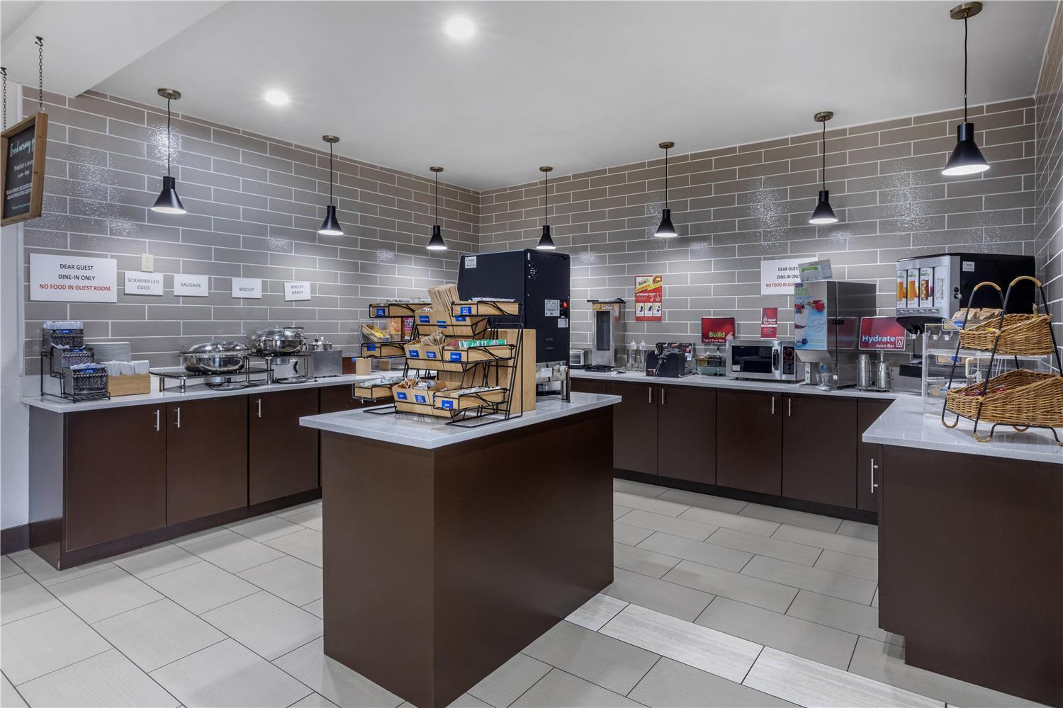 Best Western Plus Denton Inn & Suites 8/10