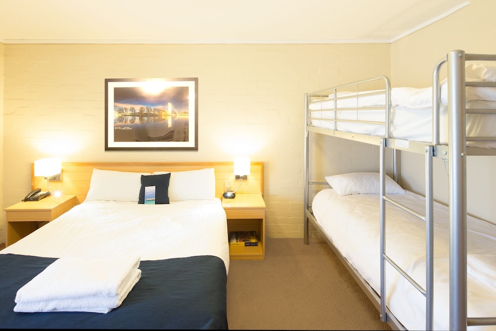 ibis Styles Canberra 20/78
