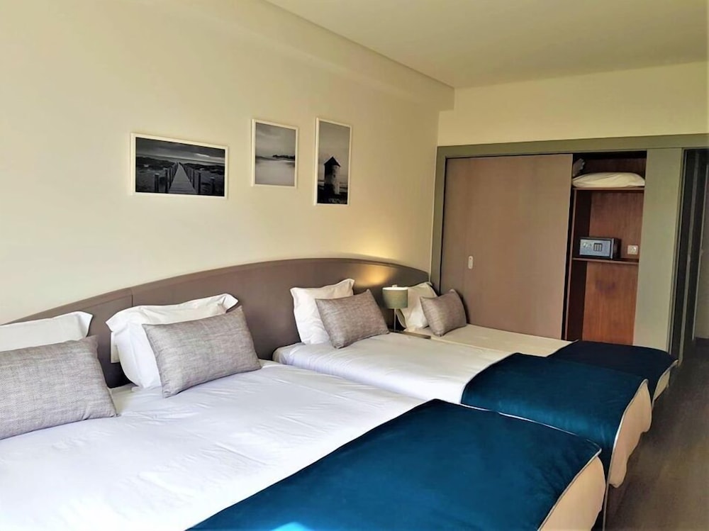 Apulia Praia Hotel 7/50