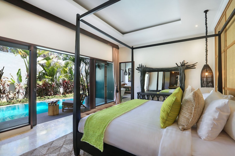 Nunamkhalu Private Villas and Spa (Ex Nusa Dua Retreat) 34/79