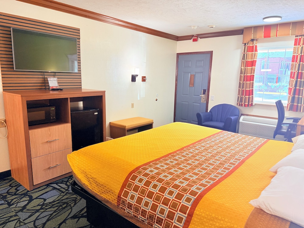 Economy Inn - Akron 21/57