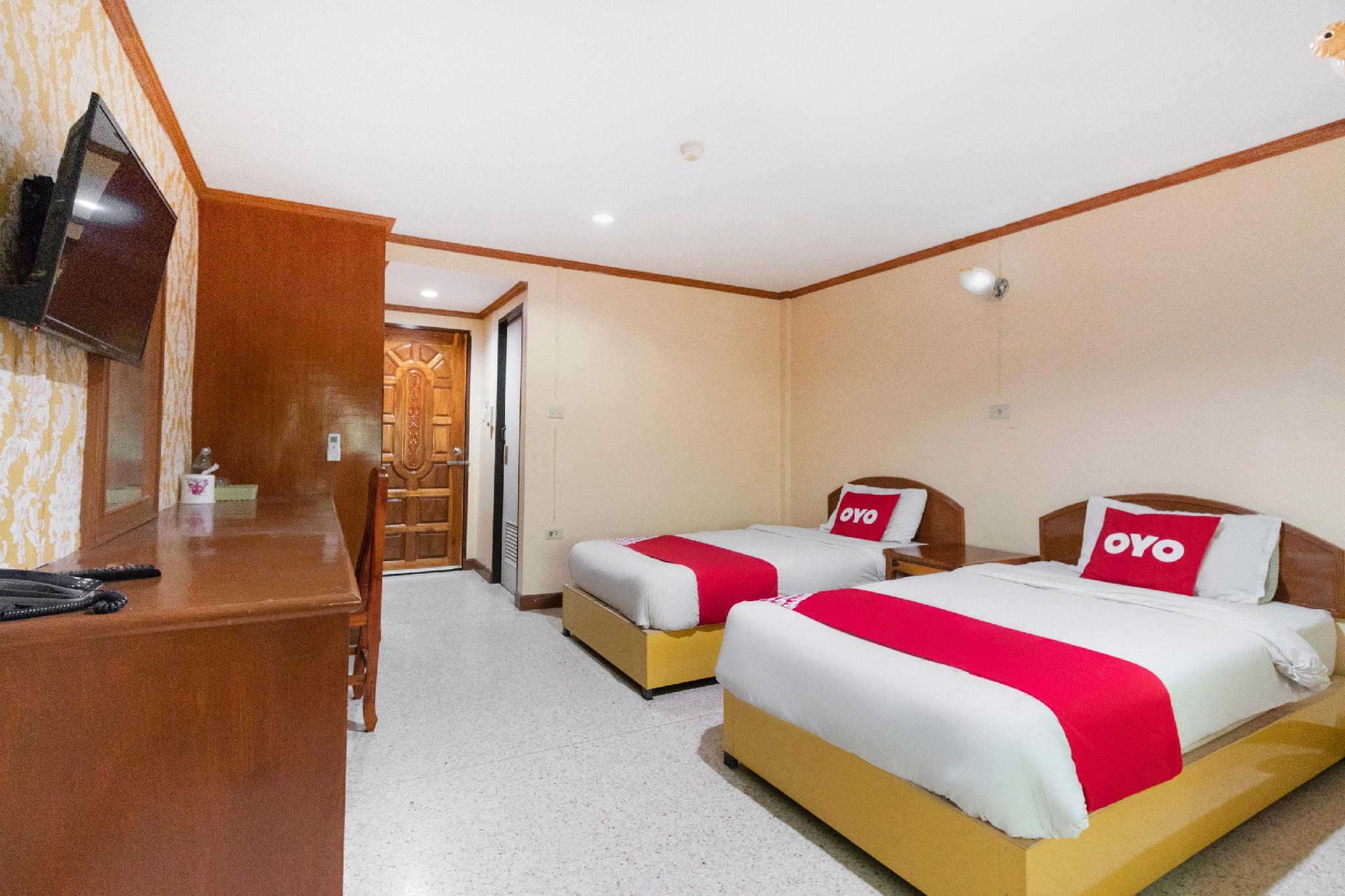 Chaiyaphruk Grand Hotel 18/25