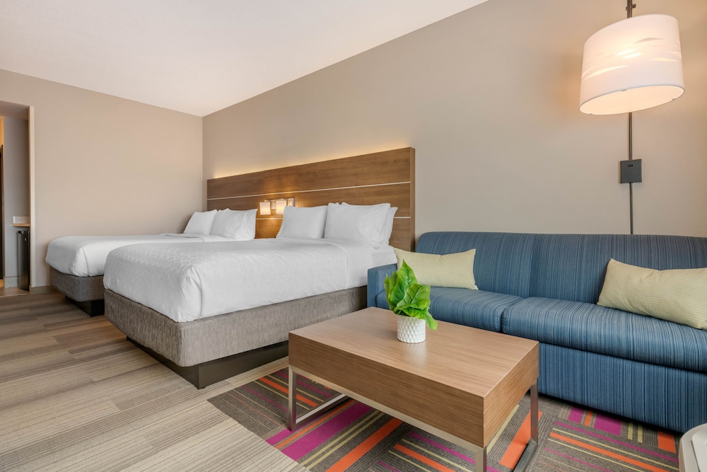 Holiday Inn Express And Suites West Melbourne 16/68