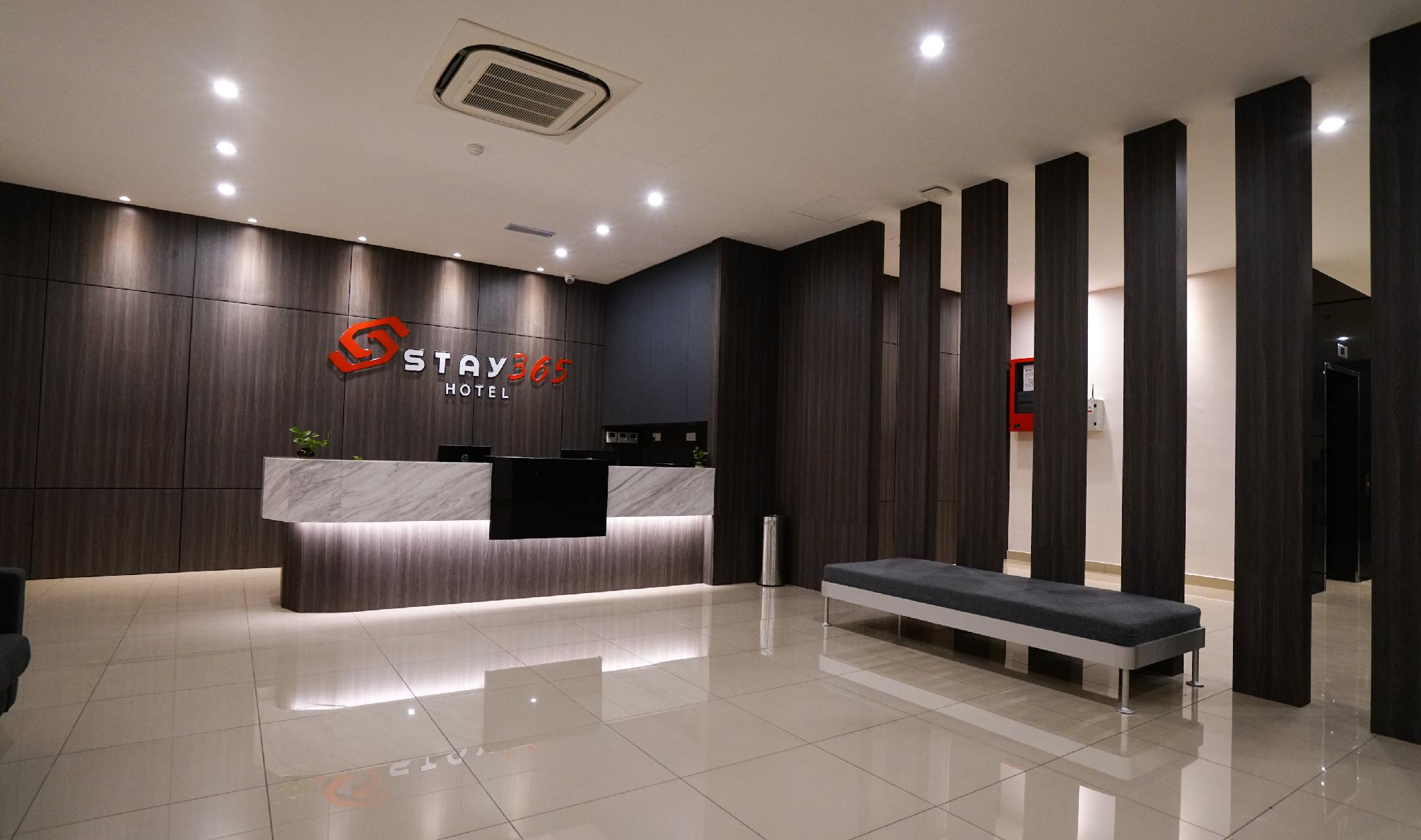 Oyo 89386 Stay 365 Hotel 10/27