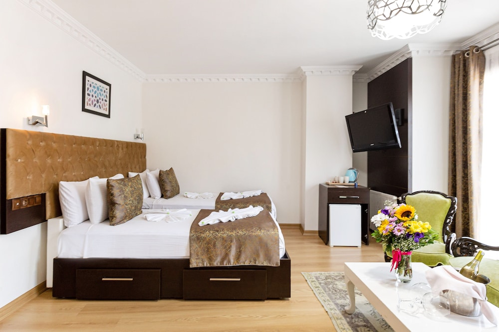 KUMRU HOTEL 14/50