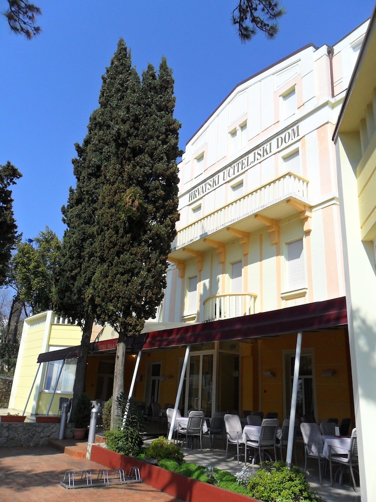 Hotel Vila Ruzica 1/64