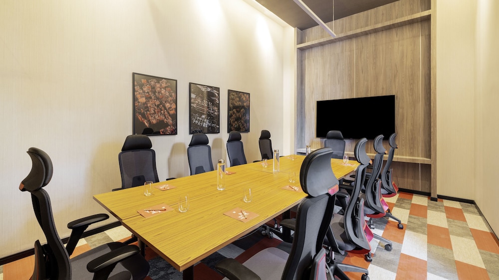 ibis Mumbai Vikhroli 64/68