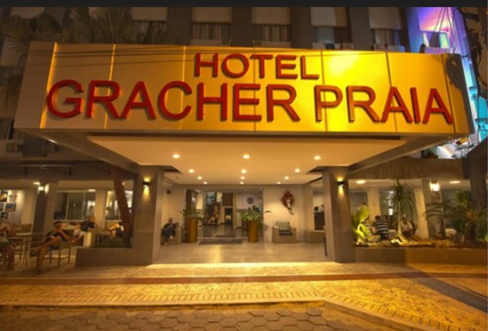 Hotel Gracher Praia 8/68