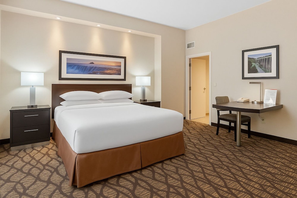 ROOM, 3 QUEEN BEDS, CANADIAN US FALLS VIEW