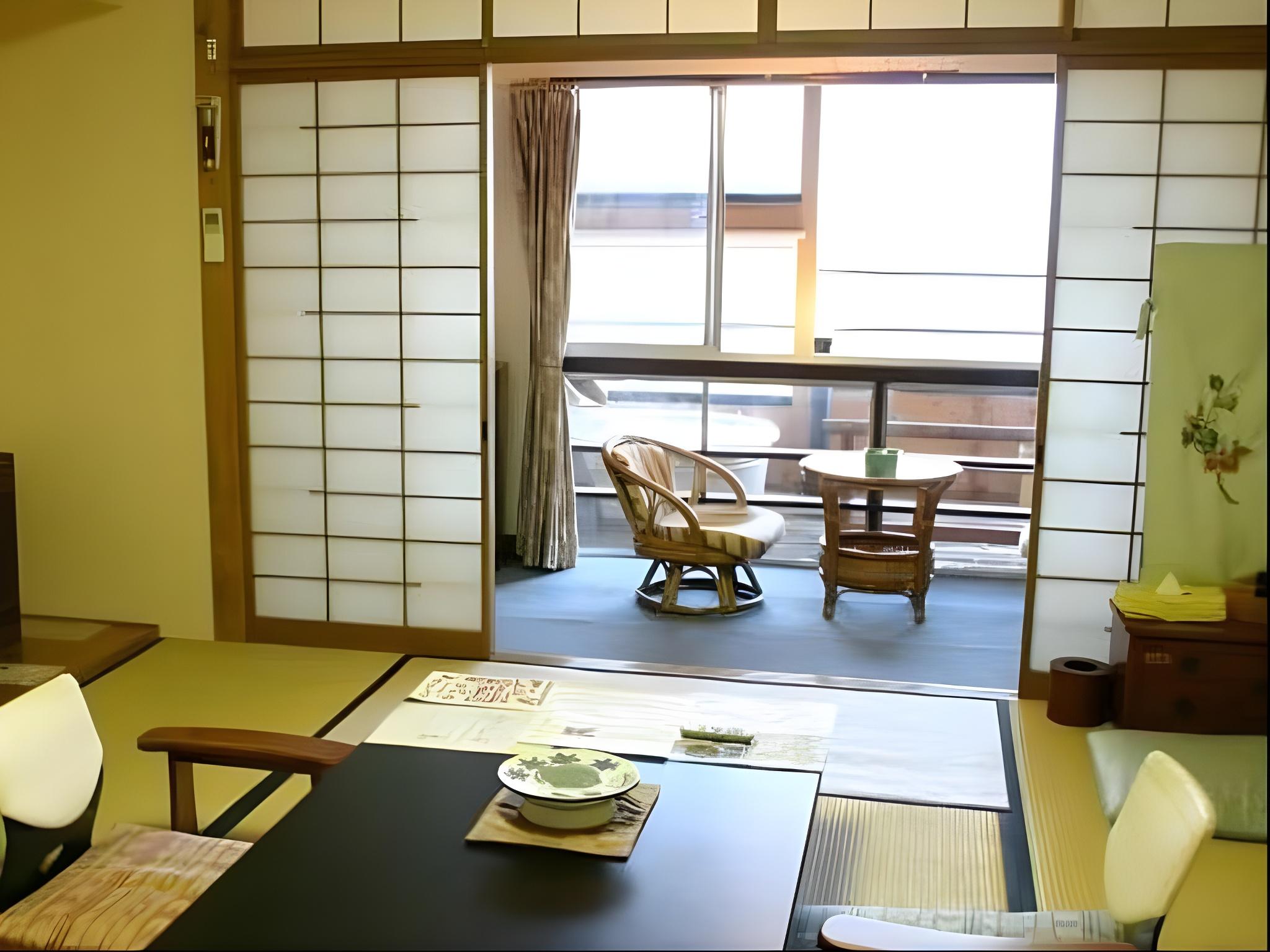 Takami Hotel 38/38