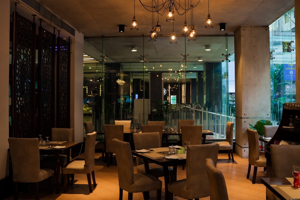 Sky City Hotel Dhaka 37/50