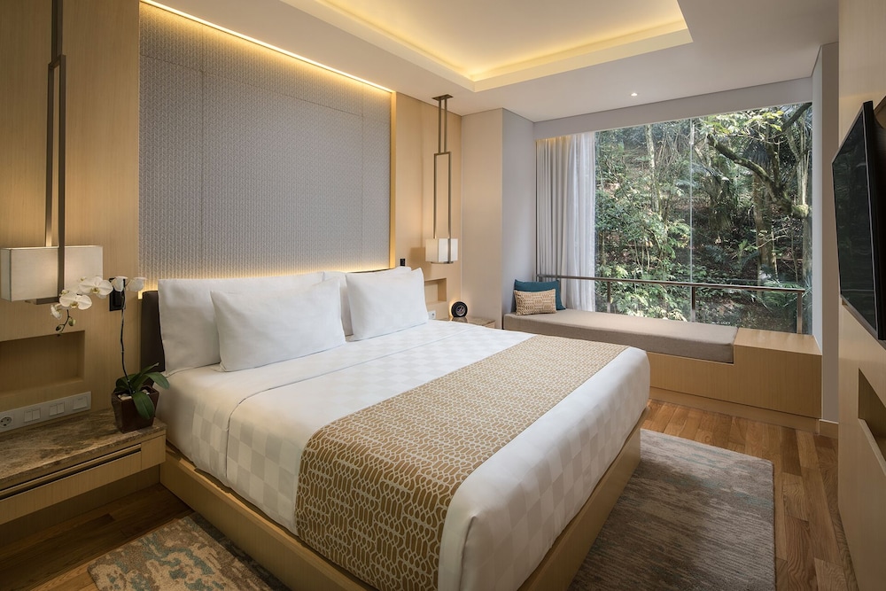 Padma Hotel Bandung 21/66