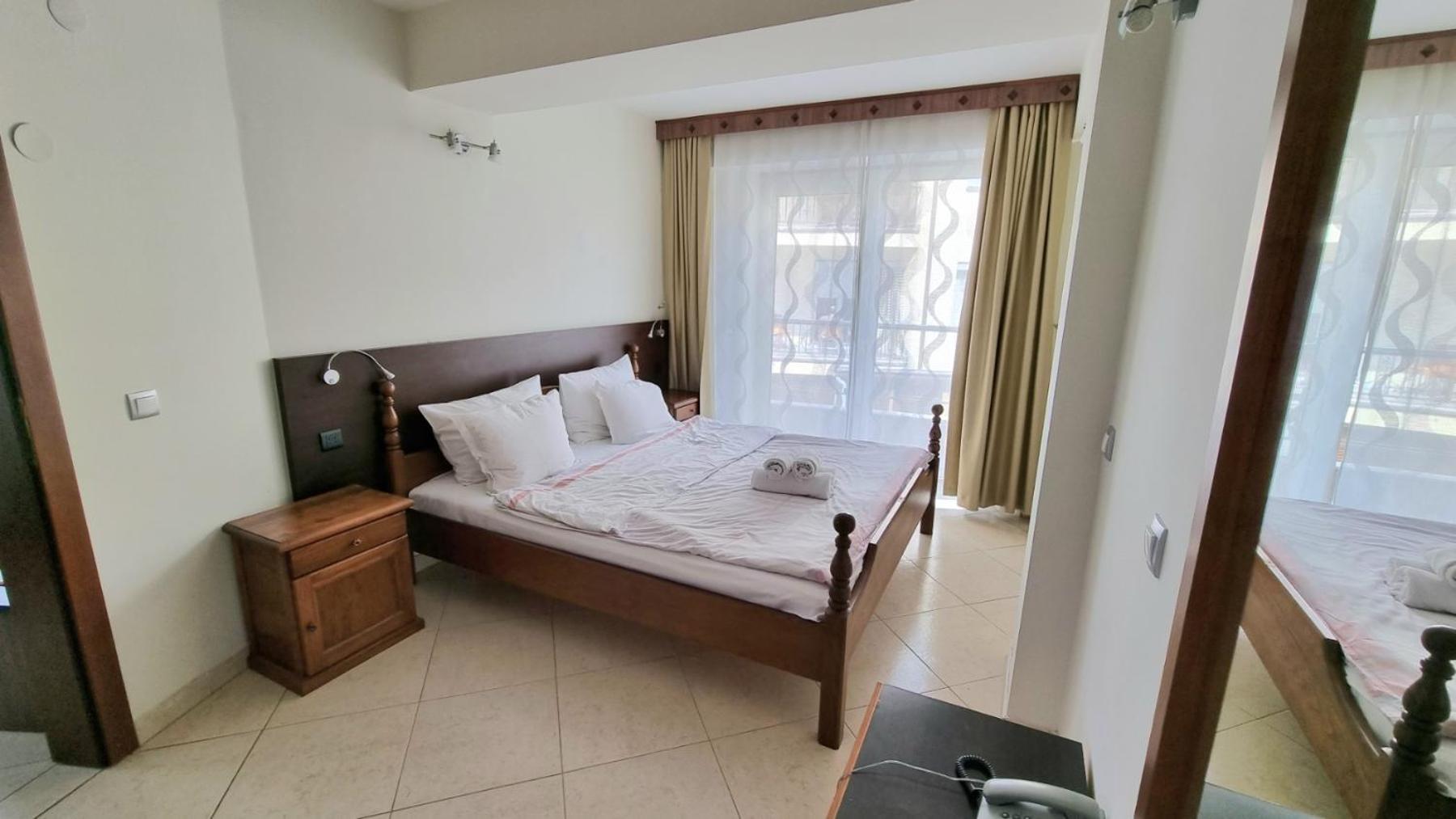 VILLA ROYAL VIEW 9/51
