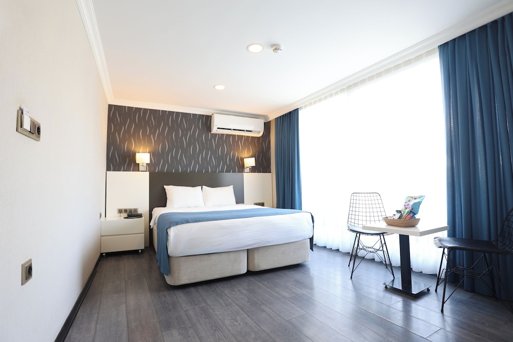 Riva Hotel Alsancak 12/47