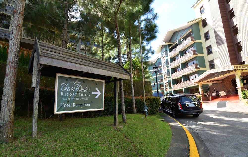 Crosswinds Resort Suites 38/50