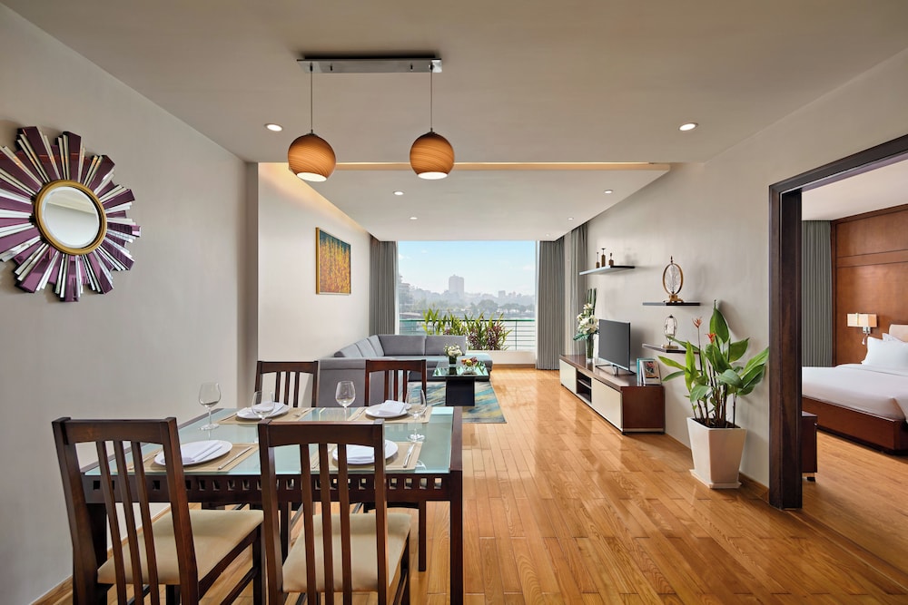 The Hanoi Club Hotel Lake Palais Residences 43/61