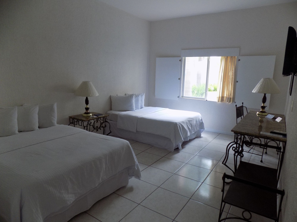 Hotel Las Palomas Tepic Express 18/66