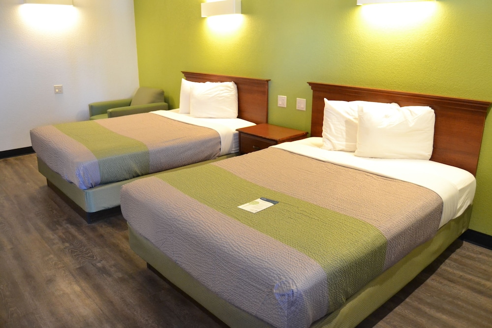 Motel6 Oakdale, CA 23/67