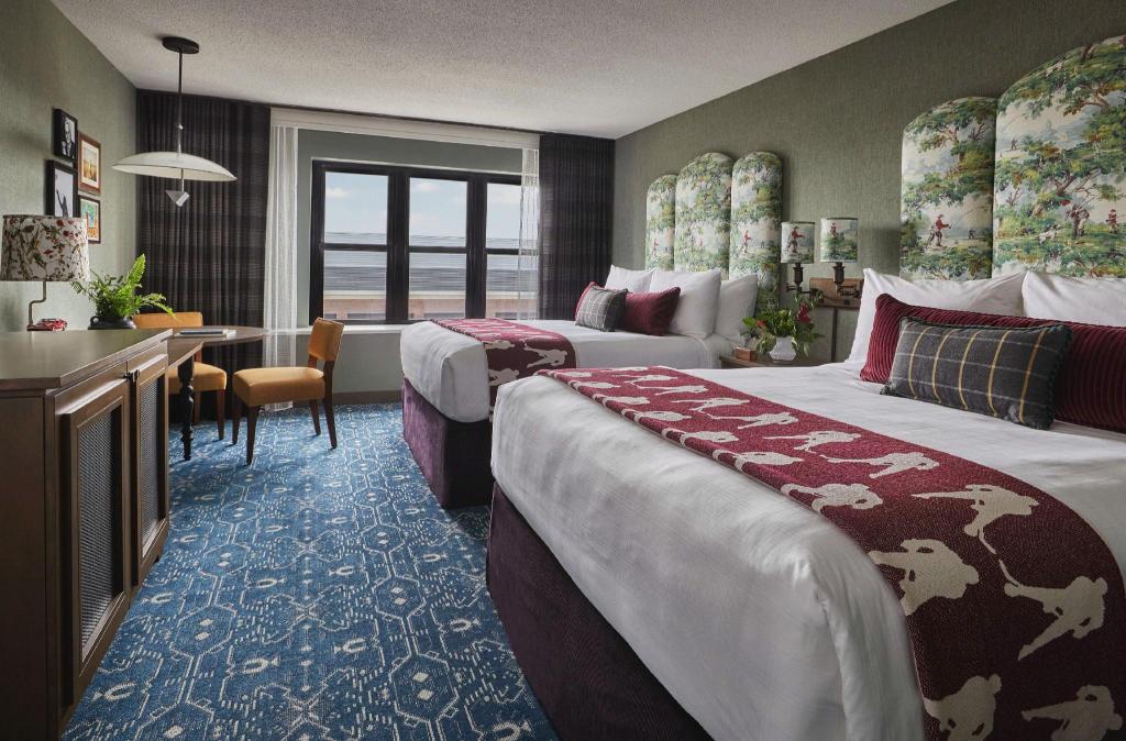 1 BEDROOM, SUITE, 2 DOUBLE BEDS, ACCESSIBLE