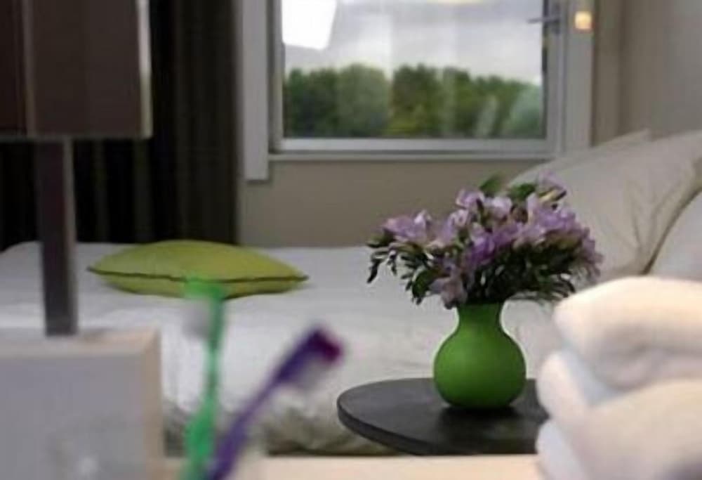 Ibis Styles Flers 23/32