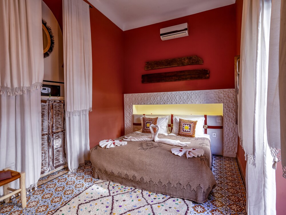 Riad Maïalou 16/50