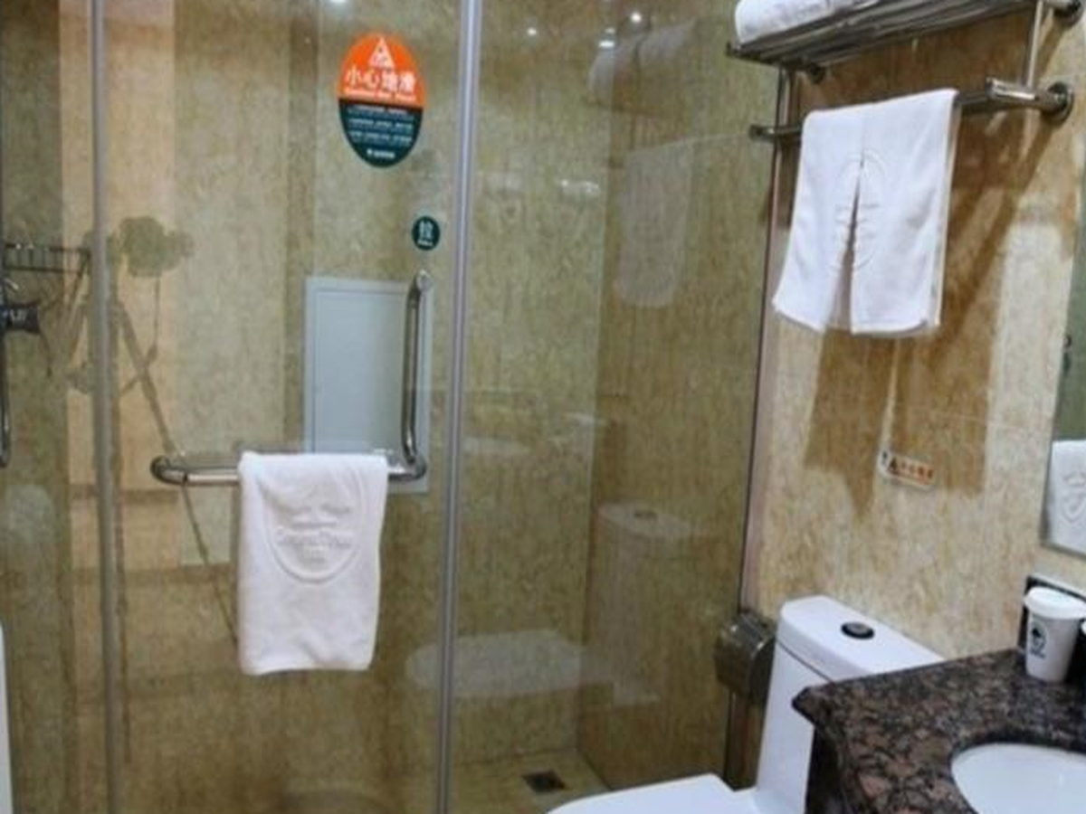 GreenTree Inn Beijing Daxing Xingye Street Liyuan Business Hotel 44/49
