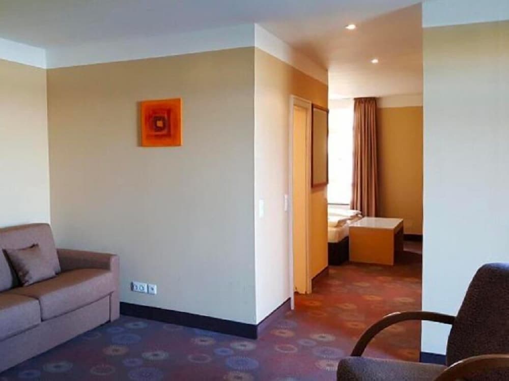 Sorat Insel-Hotel Regensburg 25/50