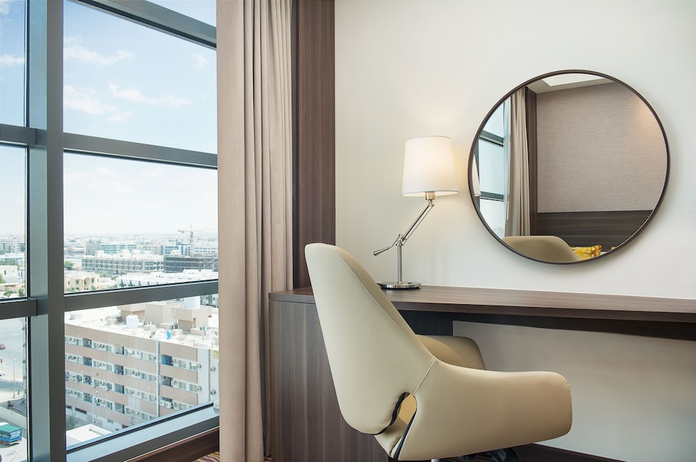 Hampton by Hilton Dubai Airport 24/25