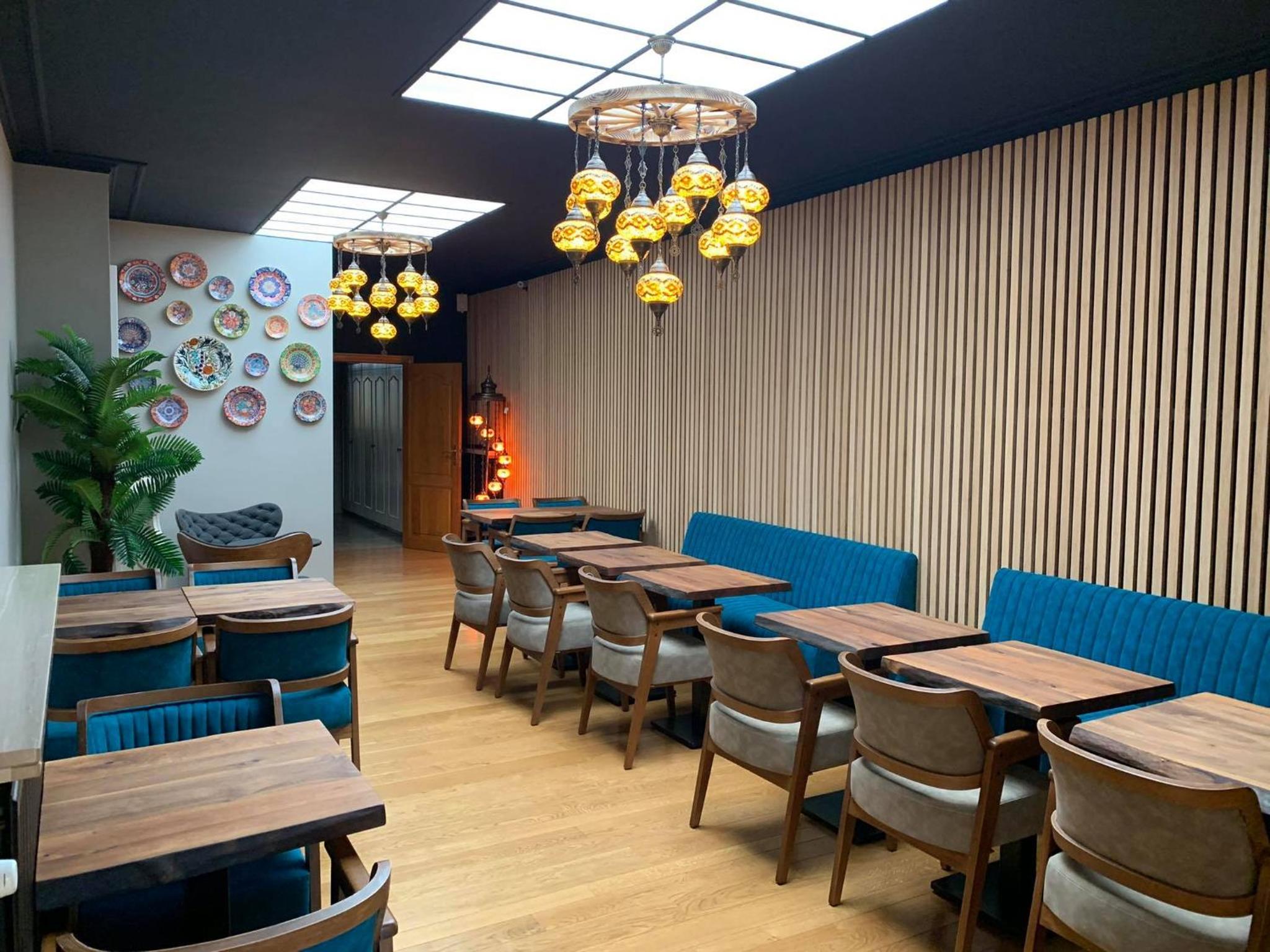 Hotel Guzy 44/68