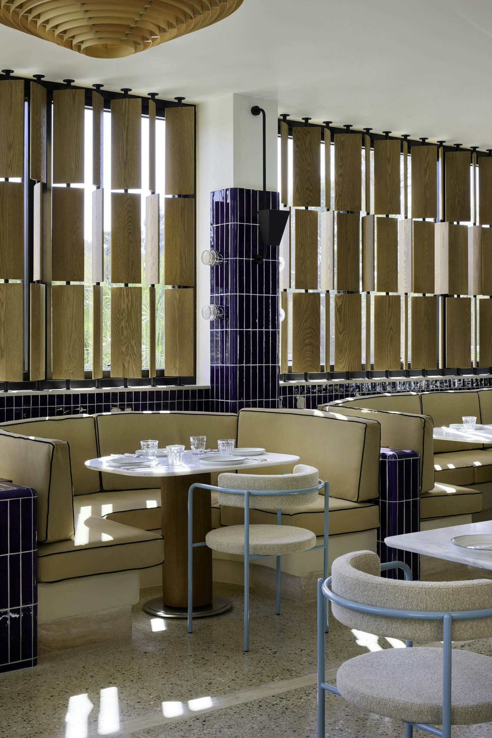 FENIX HOTEL 39/44