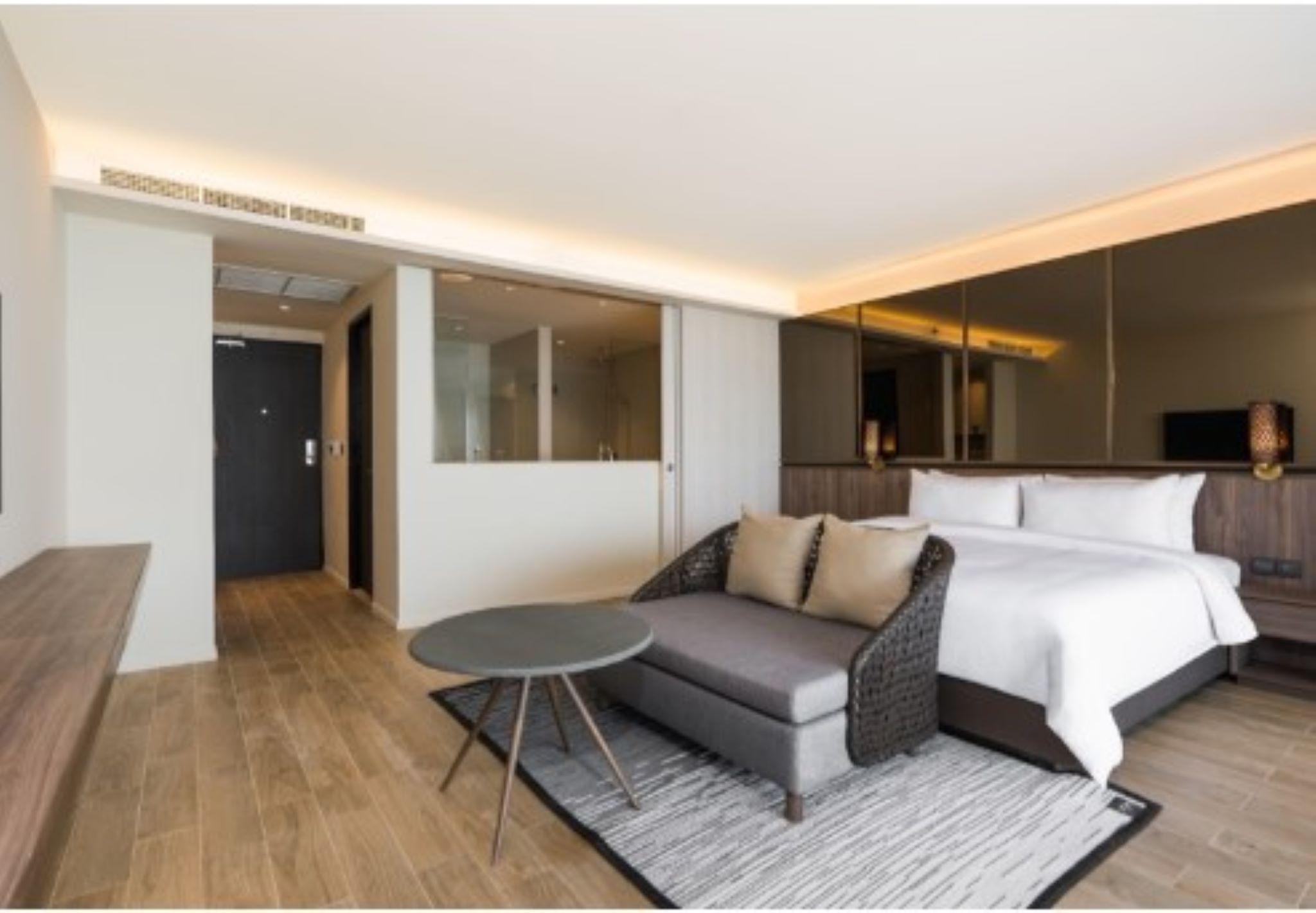 Skypool, King Bed, Ocean Front
