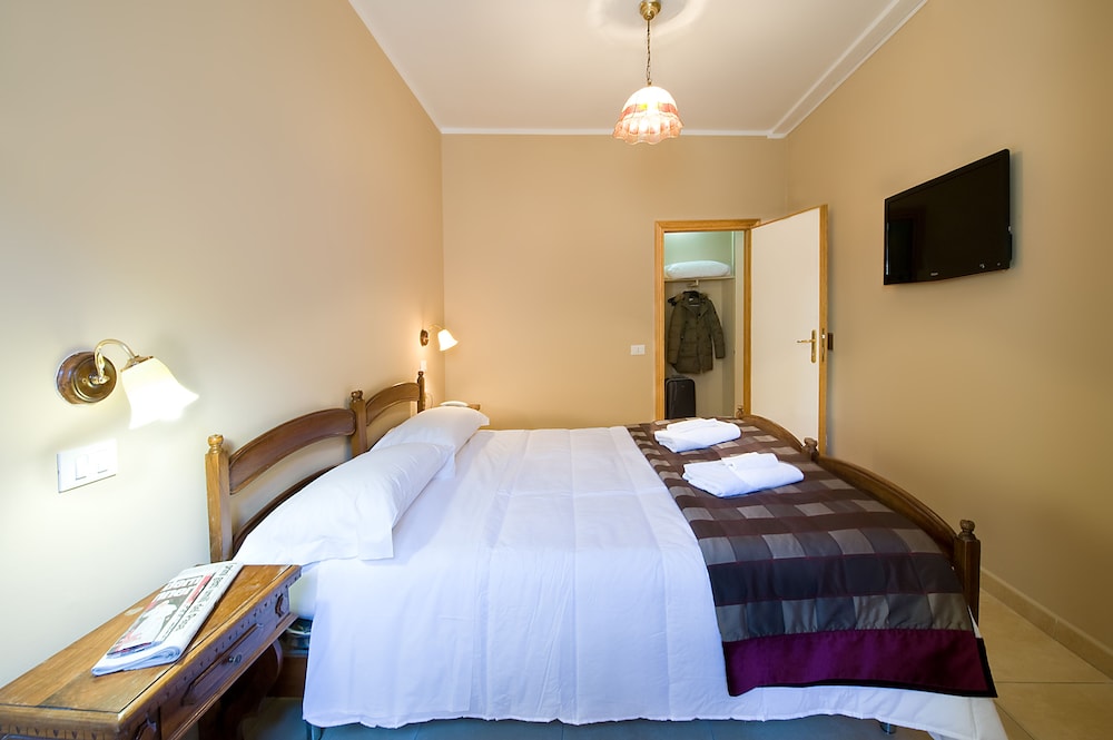 Properzio Hotel 14/25