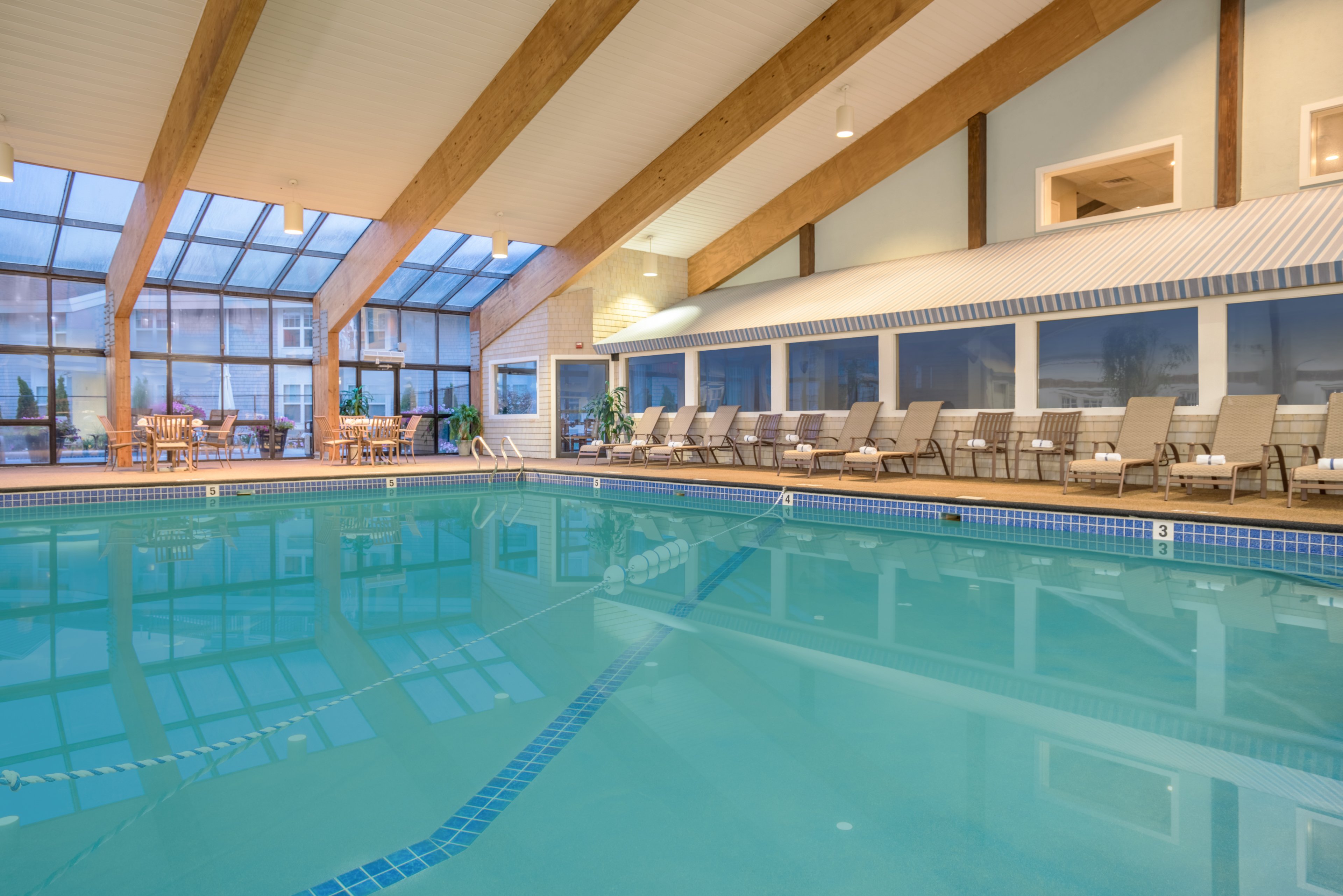 Holiday Inn Cape Cod - Hyannis 16/34