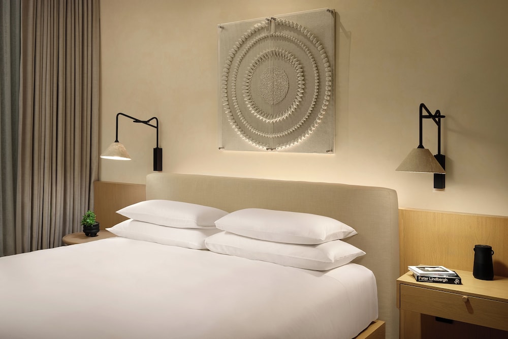 Room, 2 Queen Beds, Resort View, Patio