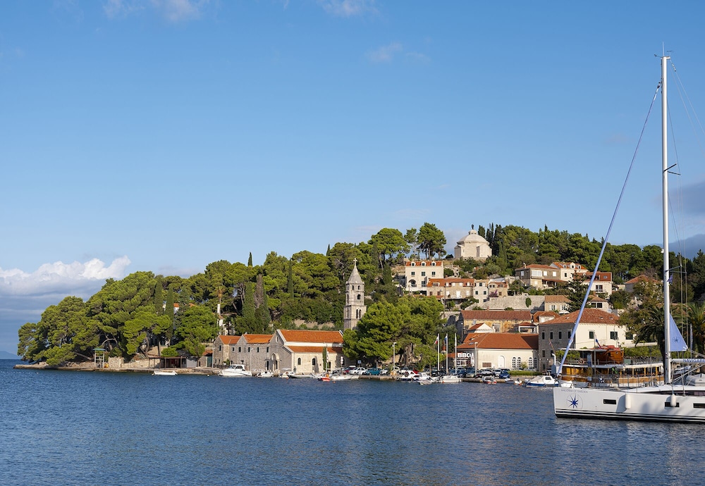 Hotel Cavtat 59/68