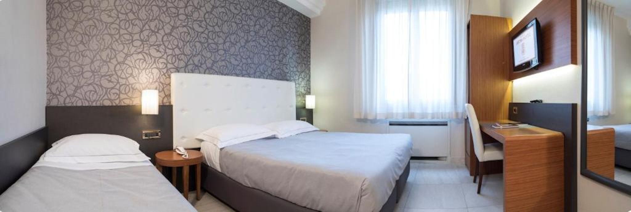 Astra Hotel 8/51