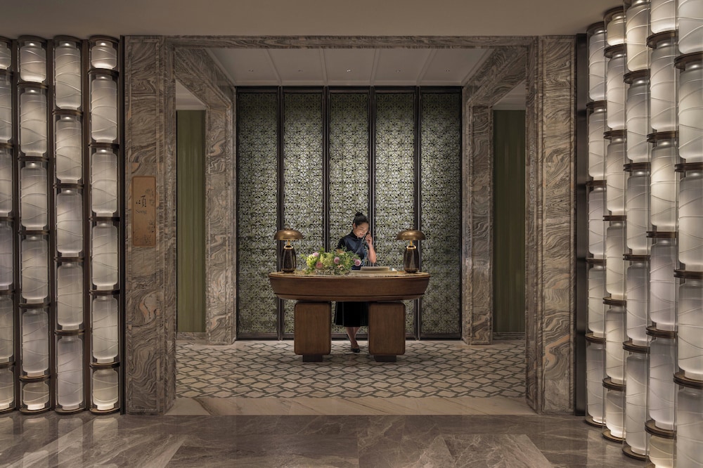 Four Seasons Hotel Hangzhou at Hangzhou Centre 10/55