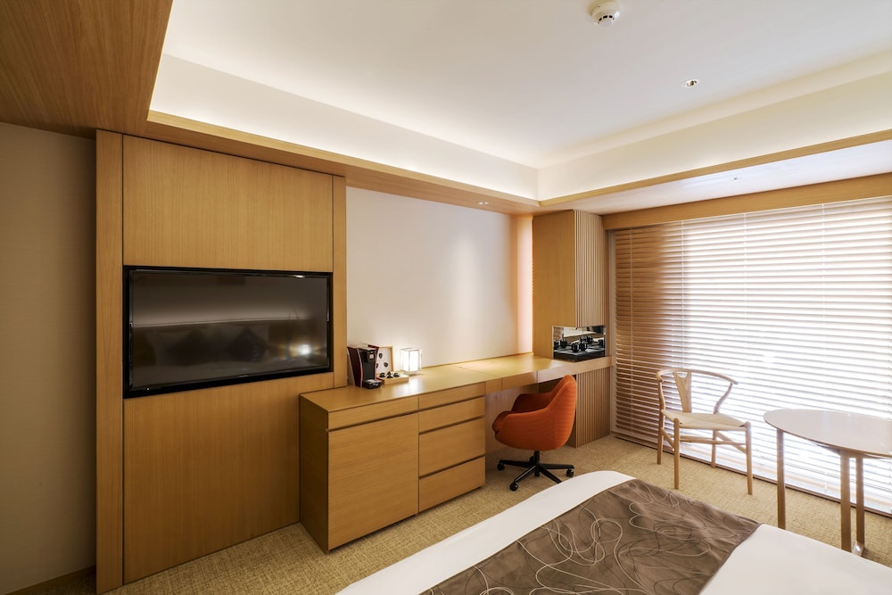 Ana Crowne Plaza Hotel Kyoto 67/70