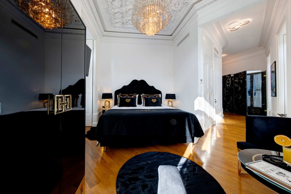 1877 Estrela Palace 32/44