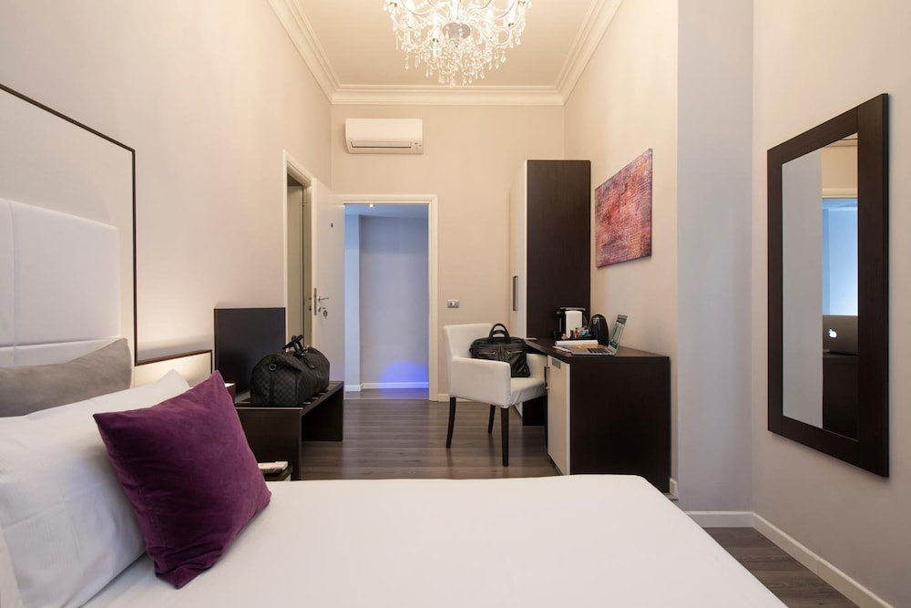 Arenula Suites 19/34