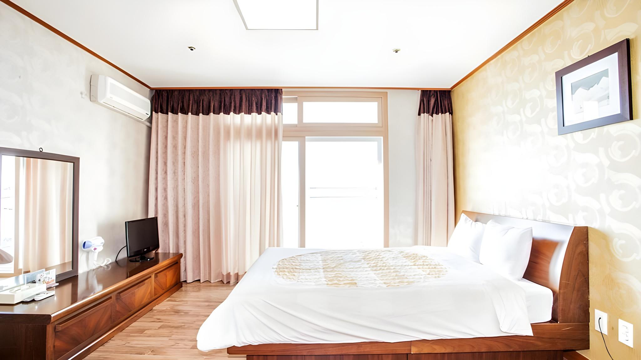 Standard, Single Bed