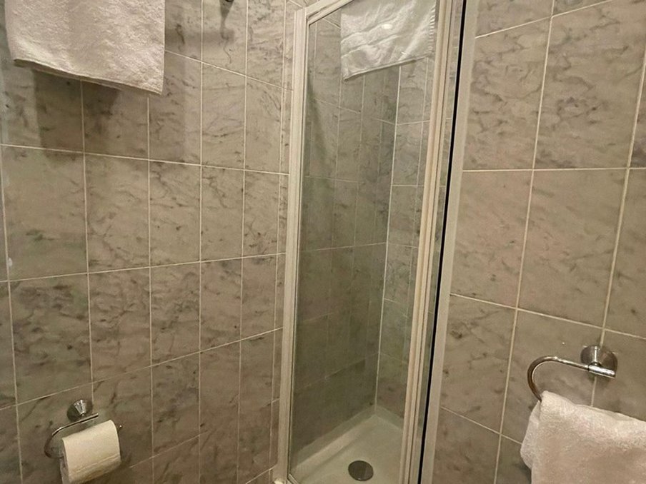 Troy Hotel 45/45