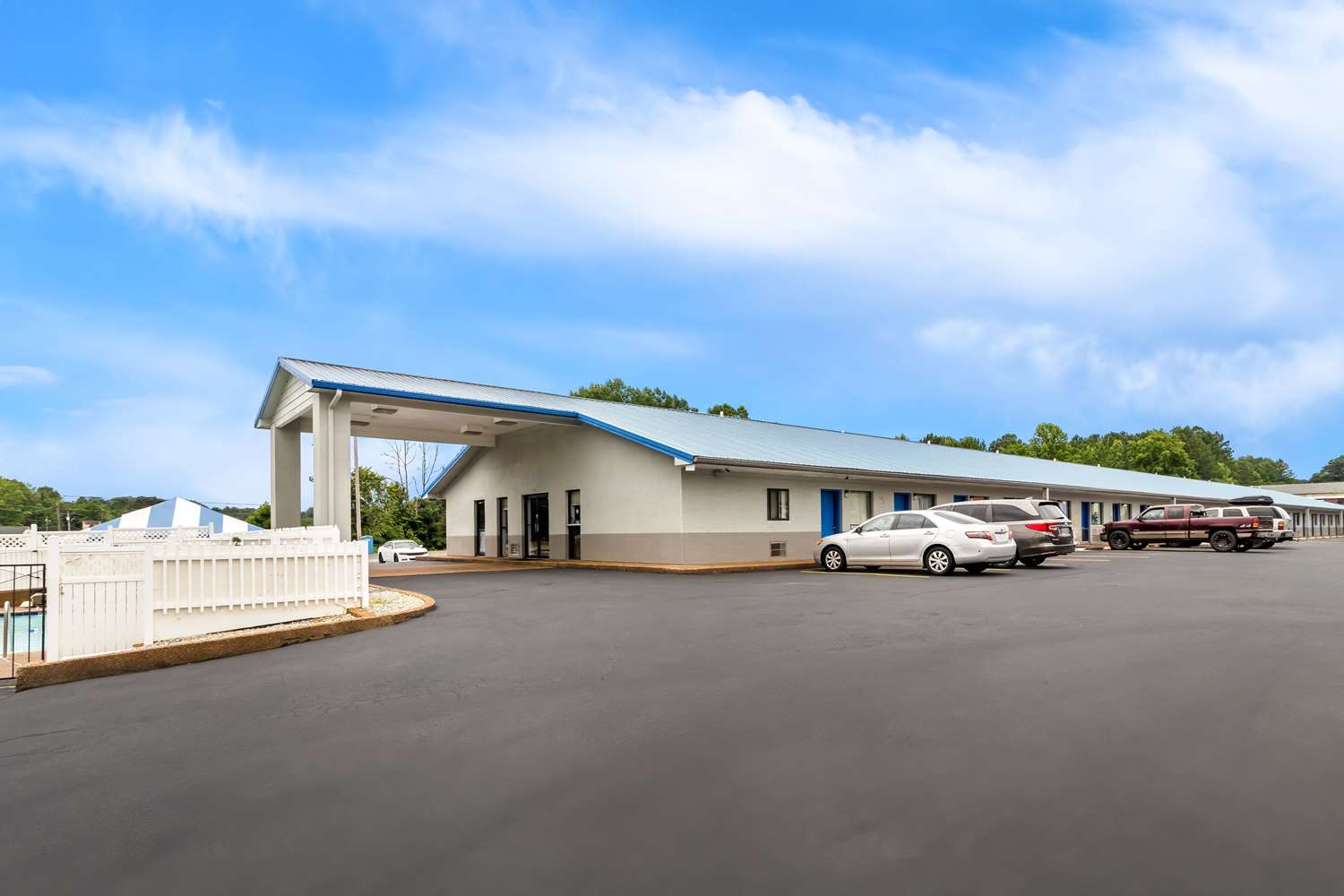 Rodeway Inn Lexington West 16/18