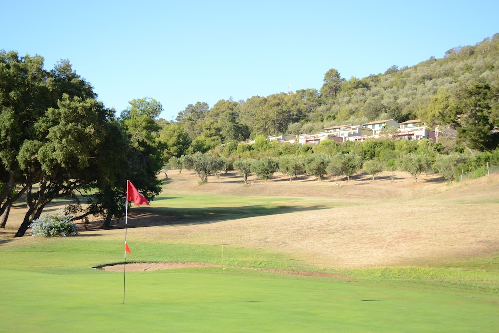 Elba Golf Apartments 34/62