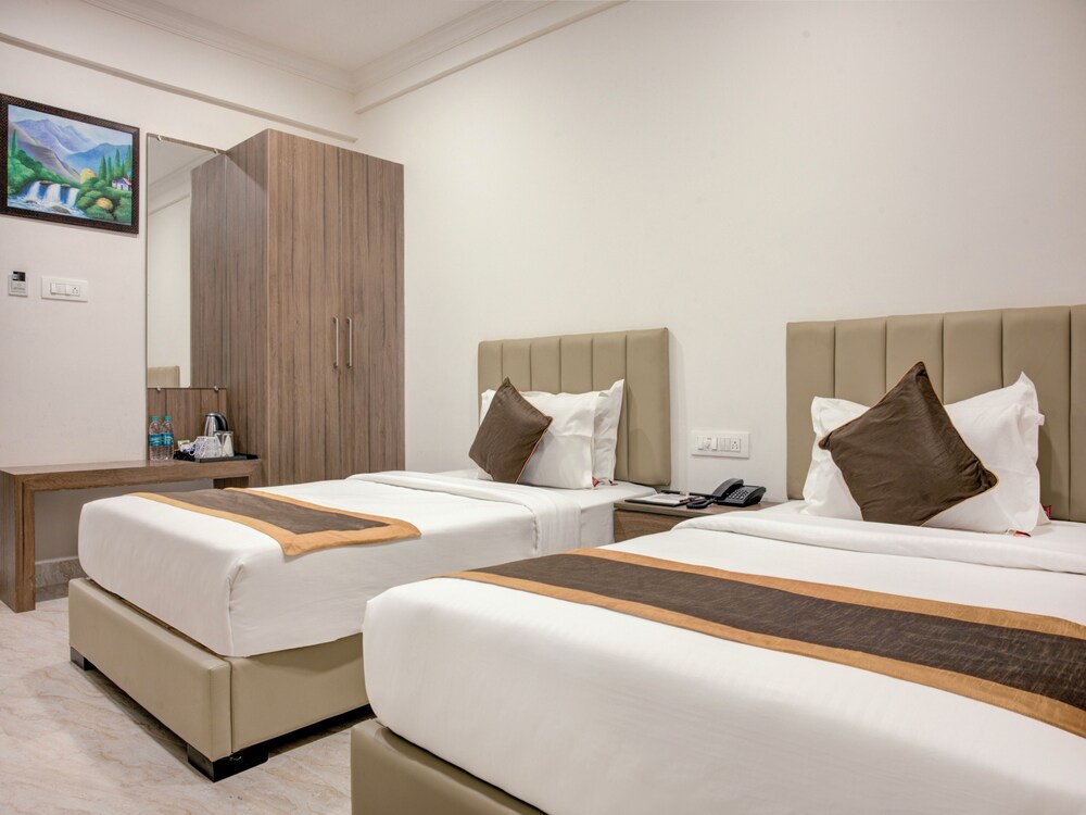 ECKO Sterling Inn Bangalore International Airport 25/51