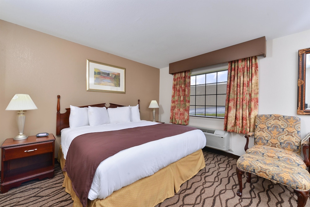 Country Hearth Inn & Suites Toccoa 10/23