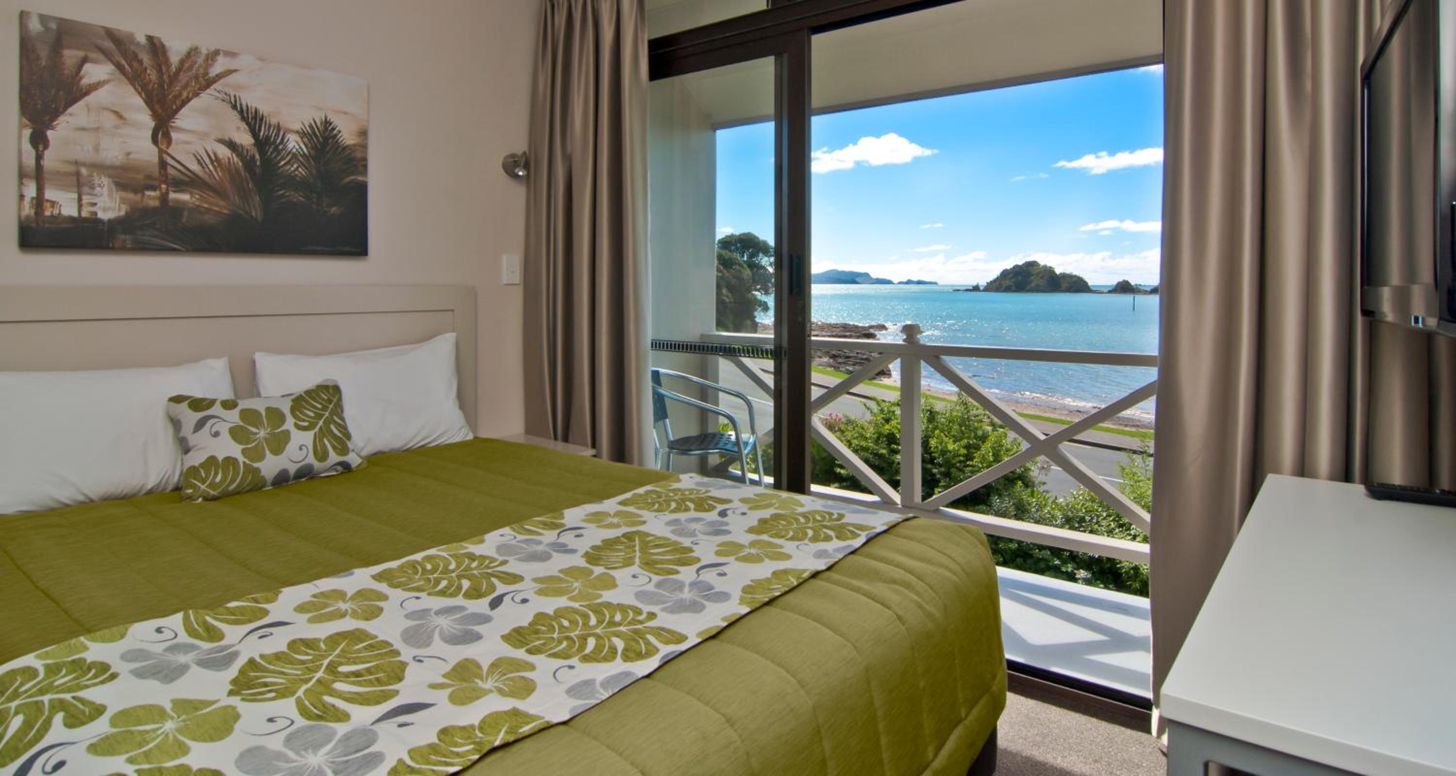 Deluxe, Suite, Water Front, Sea View